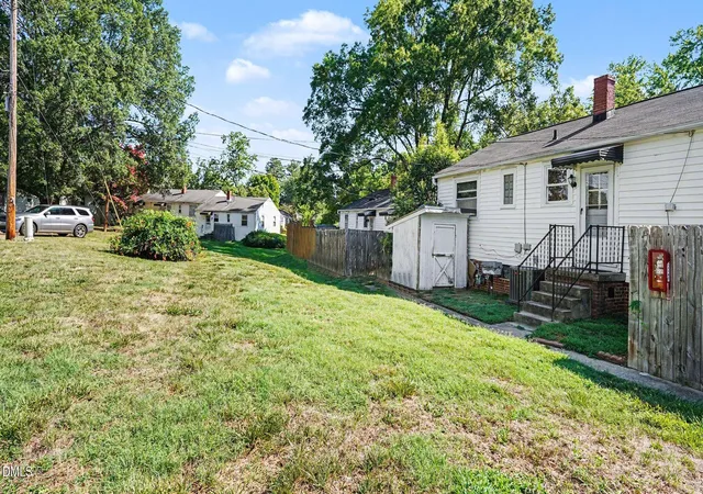 25th image of 519 Overlook St, Greensboro, NC 27403 | MLS# 10179294