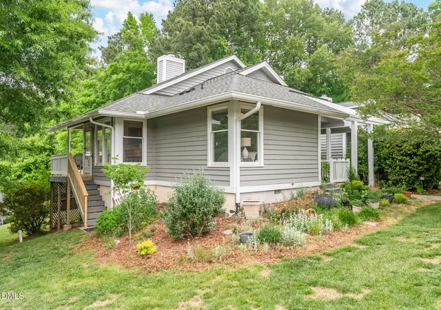 Homes for sale in Chapel Hill, NC | 104 Homewood Dr, Chapel Hill, NC 27514 | MLS# 10178838