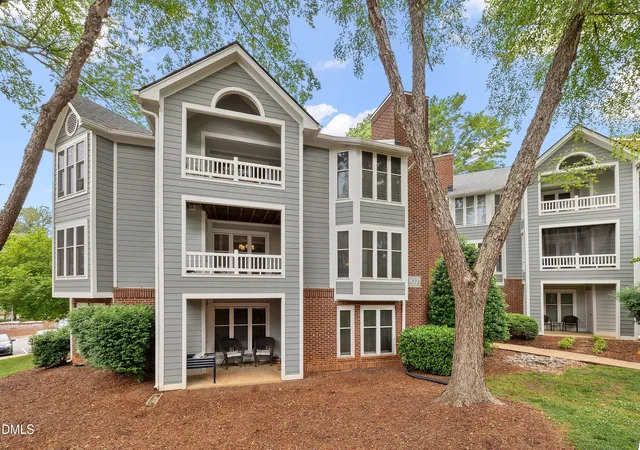 Homes for sale in Raleigh, NC | 1021 Wirewood Dr #202, Raleigh, NC 27605 | MLS# 10179231