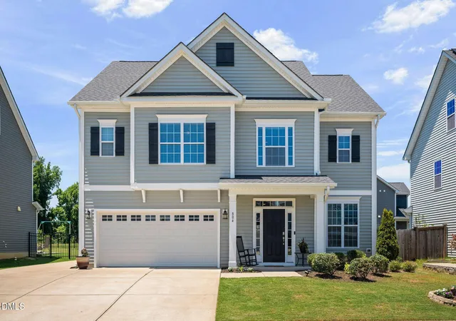 Single family home for sale at 804 Buckner Ct, Fuquay Varina, NC 27526 | MLS# 10179050