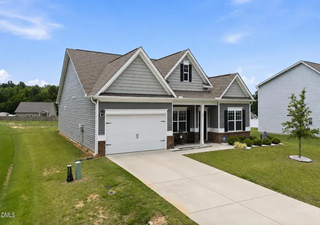 Photo 3 of Single family home for sale at 85 W Tecoma Ln, Clayton, NC 27520 | MLS# 10178791 | Listing updated on 2026-08-03