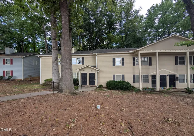 Homes for sale in Raleigh, NC | 2610 Masonboro Ct #E6, Raleigh, NC 27604 | MLS# 10179143