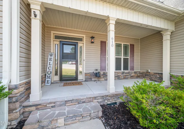 3rd image of 610 Sea Mist Dr, Sanford, NC 27332 | MLS# 10178884
