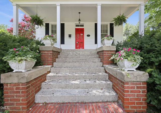Photo 3 of Single family home for sale at 211 Barnette Ave, Roxboro, NC 27573 | MLS# 10178900 | Listing updated on 2026-09-23