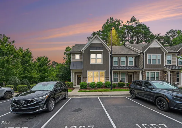 Homes for sale in Durham, NC | 1007 Midtowne Wy, Durham, NC 27713 | MLS# 10178927