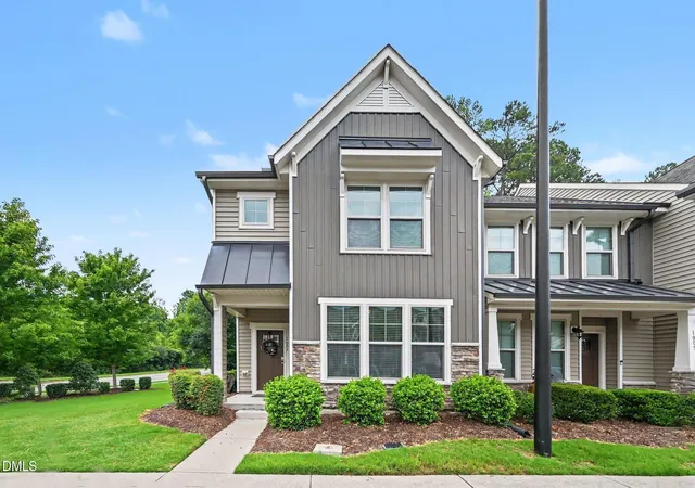 Homes for sale in Durham, NC | 1007 Midtowne Wy, Durham, NC 27713 | MLS# 10178927