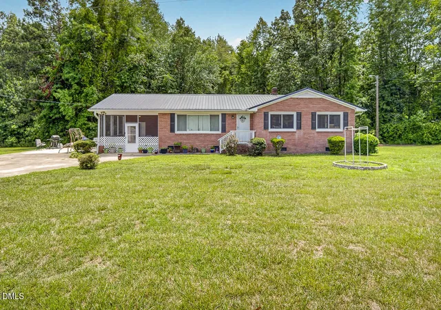 Photo 1 of Single family home for sale at 292 Ernest Turner Rd, Warrenton, NC 27589 | MLS# 10179750 | Listing updated on 2026-08-24