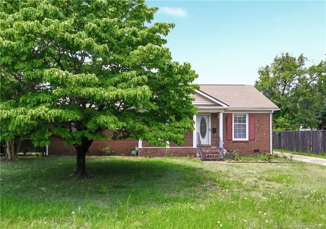 2nd image of 544 Farmview Dr, Fayetteville, NC 28311 | MLS# 765682