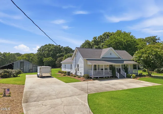 Homes for sale in Zebulon, NC | 734 S Wakefield St, Zebulon, NC 27597 | MLS# 10179003