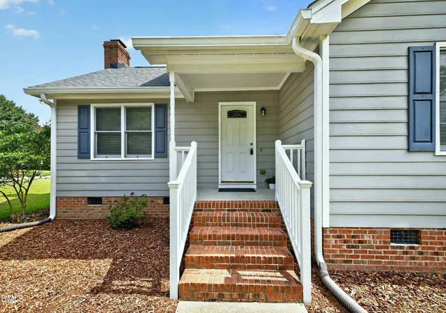 4th image of 728 Wagstaff Rd, Fuquay Varina, NC 27526 | MLS# 10179119