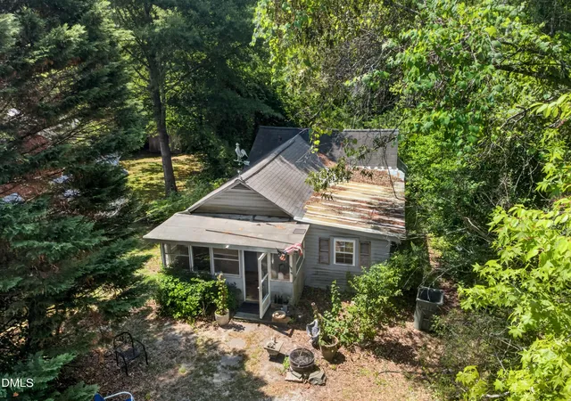 Homes for sale in Cary, NC | 415 Willow St, Cary, NC 27511 | MLS# 10179022
