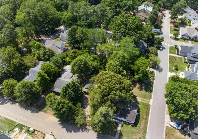 Homes for sale in Cary, NC | 415 Willow St, Cary, NC 27511 | MLS# 10179022