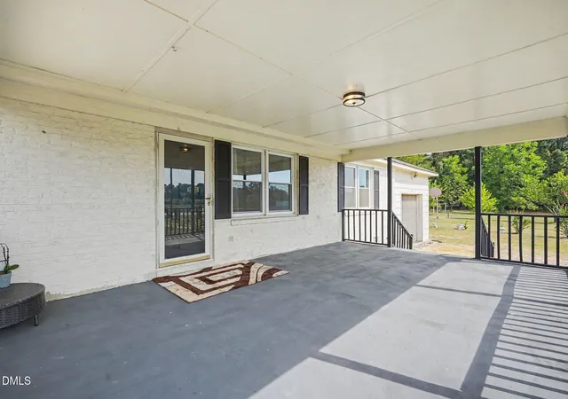 3rd image of 134 Old Oak Ln, Dunn, NC 28334 | MLS# 10179239