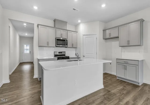 4th image of 846 Comice Pear Wy, Willow Spring, NC 27592 | MLS# 10178955