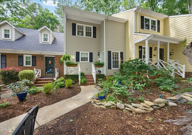 Photo 2 of Townhouse for sale at 126 Wythe Cir, Raleigh, NC 27615 | MLS# 10180361 | Listing updated on 2026-09-23