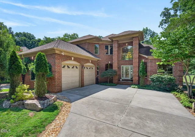 Photo 1 of Sale Pending at 3426 Fairway Ln, Durham, NC 27712 | MLS# 10181621 | Listing updated on 2026-08-23