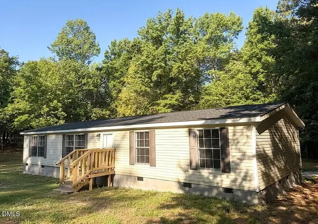 Homes for sale in Louisburg, NC | 116 S Creek Dr, Louisburg, NC 27549 | MLS# 10179067
