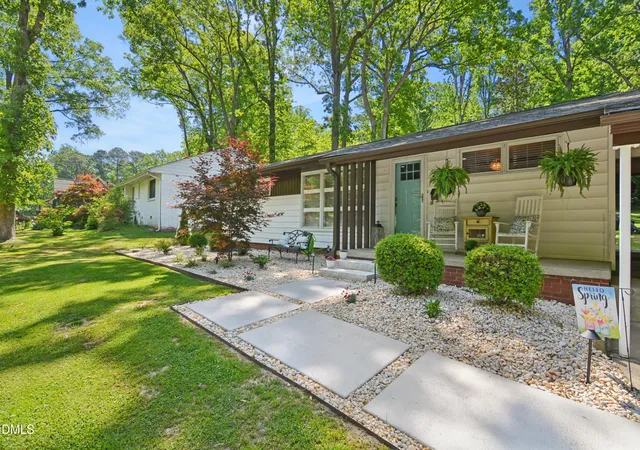 Photo 3 of Sale Pending at 313 Robert St, Cary, NC 27511 | MLS# 10178996 | Listing updated on 2026-09-10