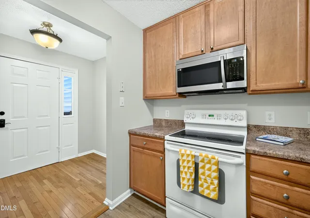 Homes for sale in Chapel Hill, NC | 107 Sully Ct, Chapel Hill, NC 27514 | MLS# 10179309