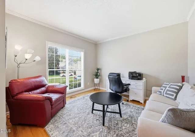 Photo 4 of Sale Pending at 8900 Eaglebrook Ct, Raleigh, NC 27617 | MLS# 10179211 | Listing updated on 2026-08-06