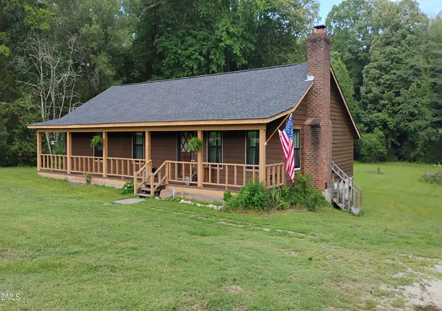 Homes for sale in Zebulon, NC | 959 Cheves Rd, Zebulon, NC 27597 | MLS# 10179258
