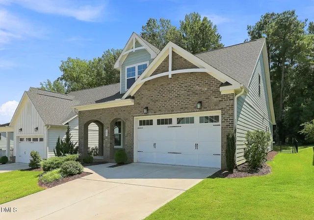 Photo 1 of Single family home for sale at 905 Whistable Ave, Wake Forest, NC 27587 | MLS# 10189709 | Listing updated on 2026-10-08
