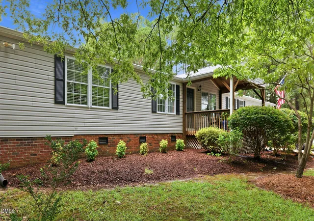 5th image of 104 Pineview Dr, Louisburg, NC 27549 | MLS# 10179407