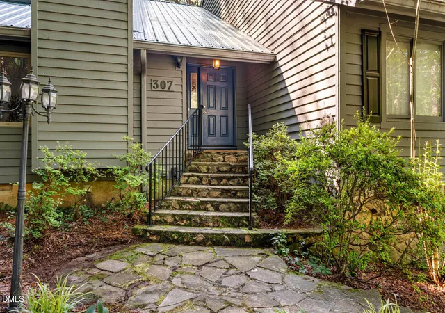 Photo 2 of Sale Pending at 307 Azalea Dr, Chapel Hill, NC 27517 | MLS# 10184927 | Listing updated on 2026-09-06