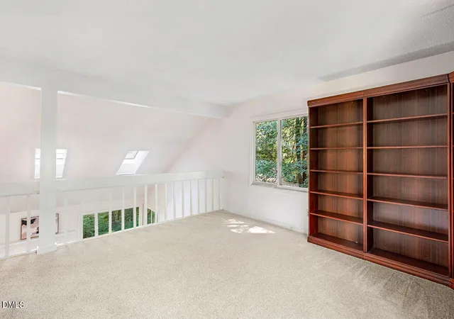 Photo 3 of Sale Pending at 307 Azalea Dr, Chapel Hill, NC 27517 | MLS# 10184927 | Listing updated on 2026-09-06