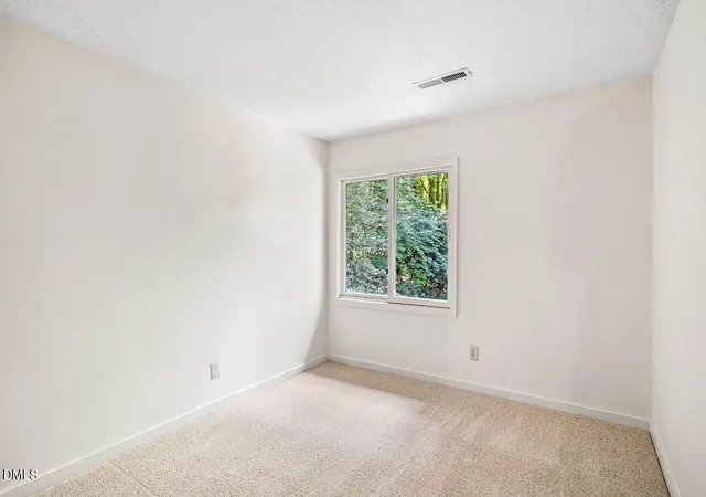 Photo 5 of Sale Pending at 307 Azalea Dr, Chapel Hill, NC 27517 | MLS# 10184927 | Listing updated on 2026-09-06