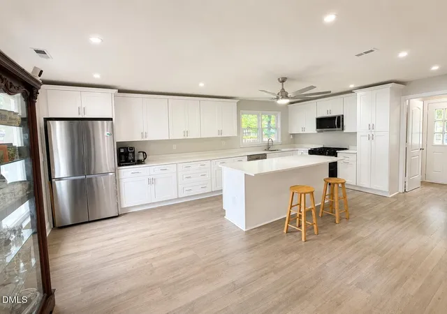 Photo 4 of Single family home for sale at 8113 Wynewood Dr, Raleigh, NC 27616 | MLS# 10179080 | Listing updated on 2026-09-04