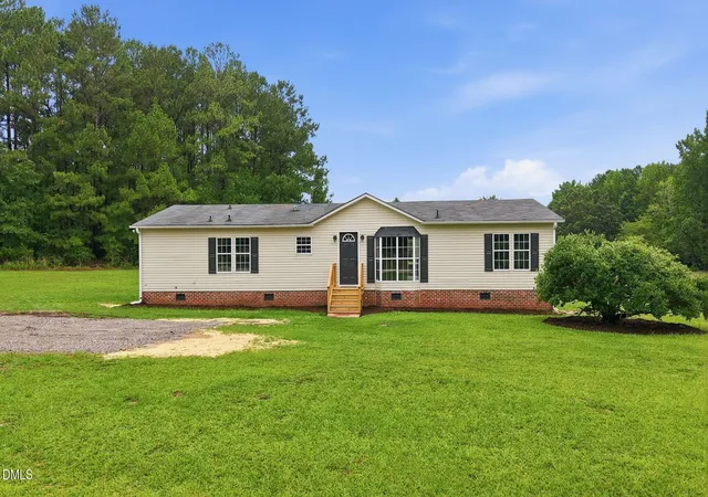 2nd image of 102 Pineview Dr, Louisburg, NC 27549 | MLS# 10179336