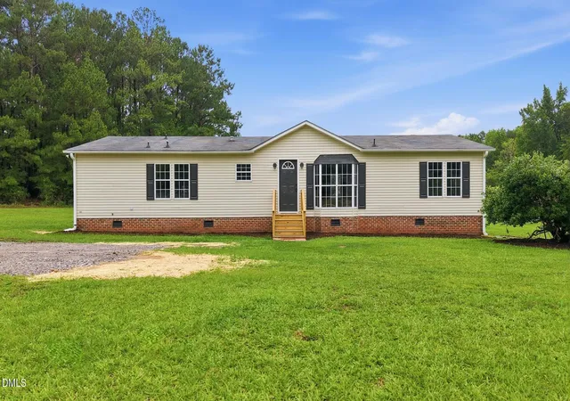 3rd image of 102 Pineview Dr, Louisburg, NC 27549 | MLS# 10179336