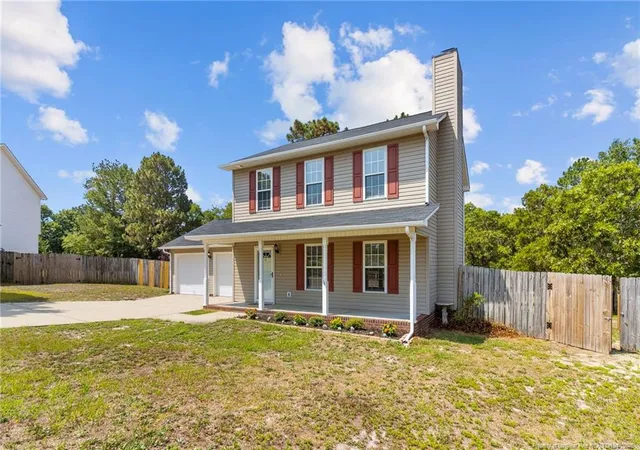 Homes for sale in Sanford, NC | 98 White Oak Cir, Sanford, NC 27332 | MLS# 762891