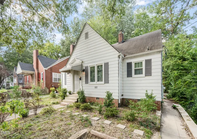 Homes for sale in Durham, NC | 517 E Club Blvd, Durham, NC 27704 | MLS# 10179487