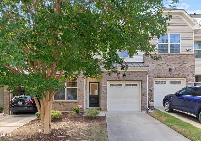 Homes for sale in Cary, NC | 1010 Contessa Dr, Cary, NC 27513 | MLS# 10179102