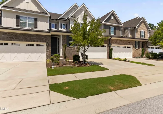 3rd image of 2576 Rambling Creek Rd, Apex, NC 27523 | MLS# 10179714