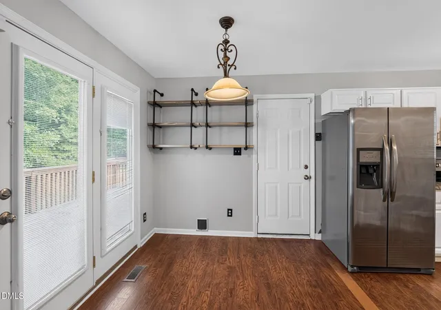Photo 4 of Sale Pending at 1404 Poplar Ridge Rd, Fuquay Varina, NC 27526 | MLS# 10179122 | Listing updated on 2026-09-13