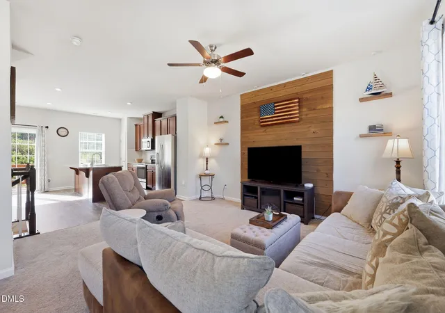 Townhouse for sale at 462 Brier Summit Pl, Durham, NC 27703 | MLS# 10179596