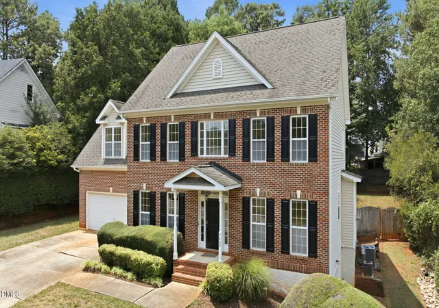 3rd image of 7809 Panther Branch Dr, Raleigh, NC 27612 | MLS# 10179229