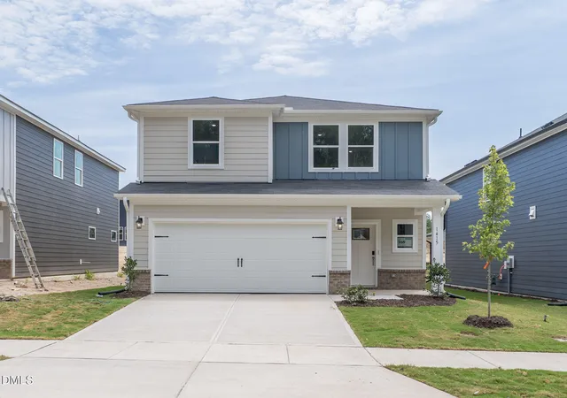 Photo 1 of Single family home for sale at 1415 Hatteras Rd, Durham, NC 27704 | MLS# 10180317 | Listing updated on 2026-09-16