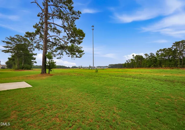 Photo 4 of Single family home for sale at 4939 Pioneer Dr, Sanford, NC 27332 | MLS# 10180142 | Listing updated on 2026-09-09