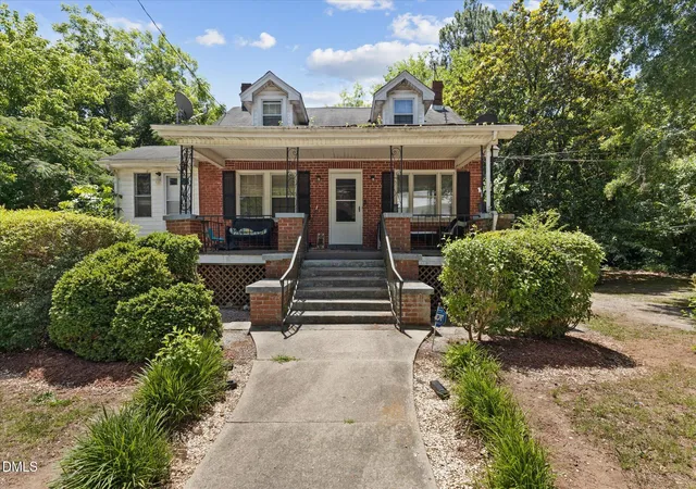 1st image of 112 Peace St, Oxford, NC 27565 | MLS# 10179496