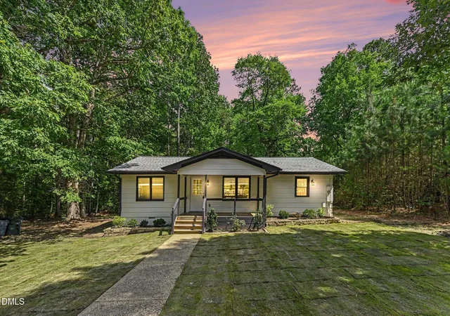 Homes for sale in Chapel Hill, NC | 428 Jeremiah Dr, Chapel Hill, NC 27517 | MLS# 10179602