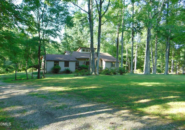 3rd image of 694 Country Ln, Pelham, NC 27311 | MLS# 10179342