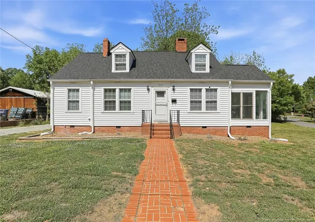 2nd image of 315 S Third Ave, Siler City, NC 27344 | MLS# 765753