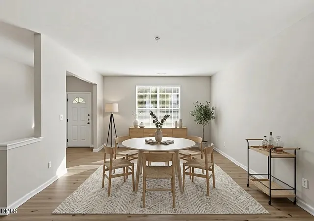 3rd image of 112 Jasper Point Dr, Holly Springs, NC 27540 | MLS# 10182103