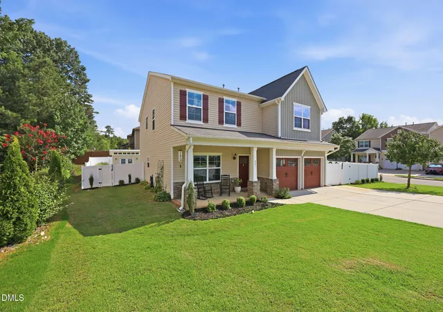 1st image of 921 Sugar Tree Dr, Mebane, NC 27302 | MLS# 10179918