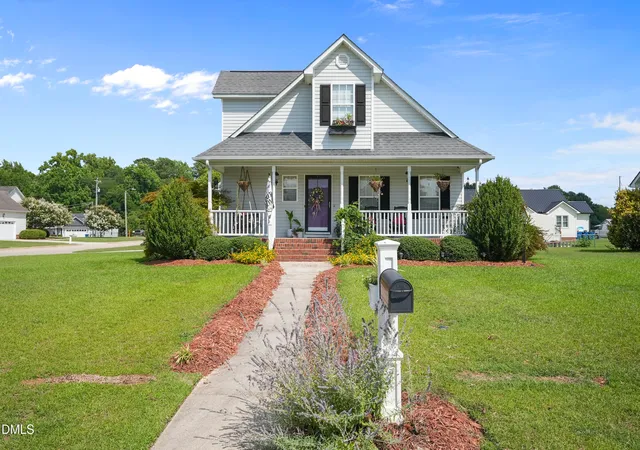 2nd image of 201 Bishop Ln, Dunn, NC 28334 | MLS# 10179432