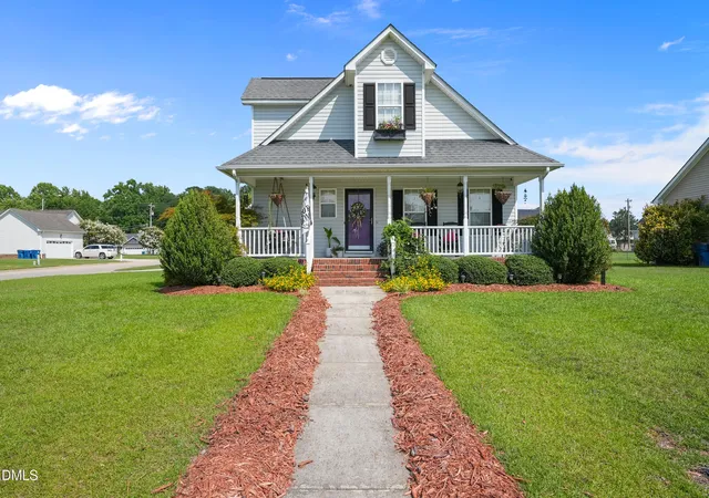 3rd image of 201 Bishop Ln, Dunn, NC 28334 | MLS# 10179432